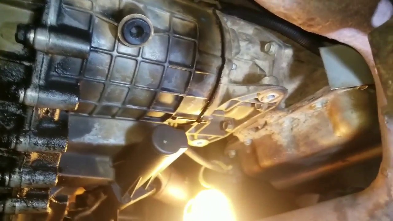 How to Replace a Rear Main Seal, Chevy Tahoe 4X4 Pt.1