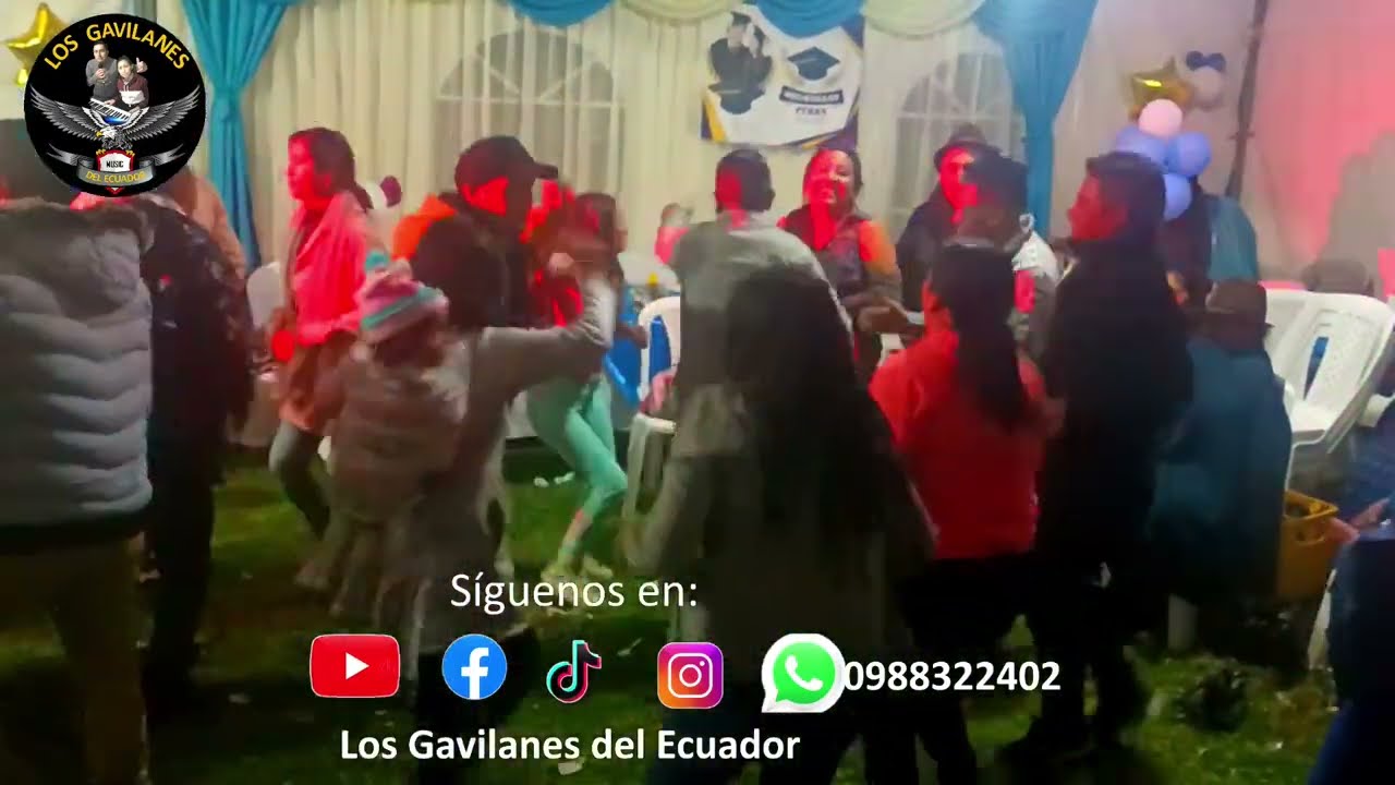 Bailando💃🕺rompezapatos en Ambato🌠