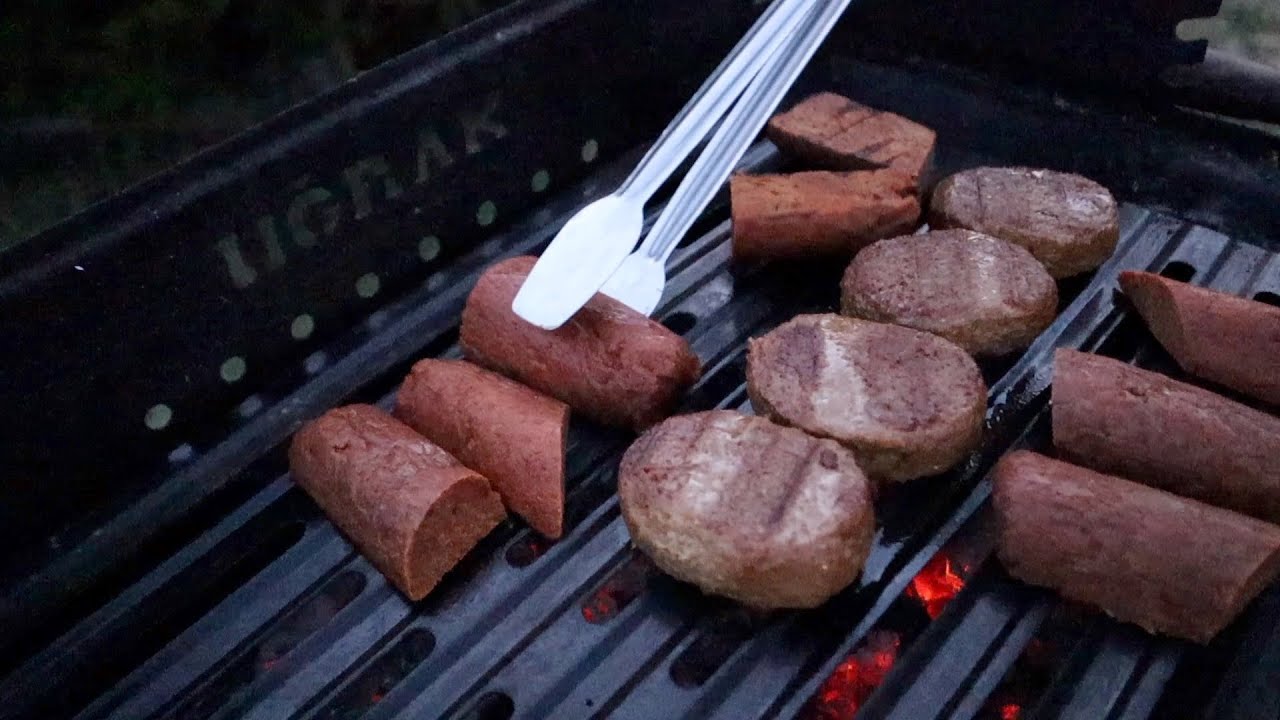 VEGAN MANGAL YAPTIK | KÖFTE | SUCUK | SALÇALI PATATES PÜRESİ