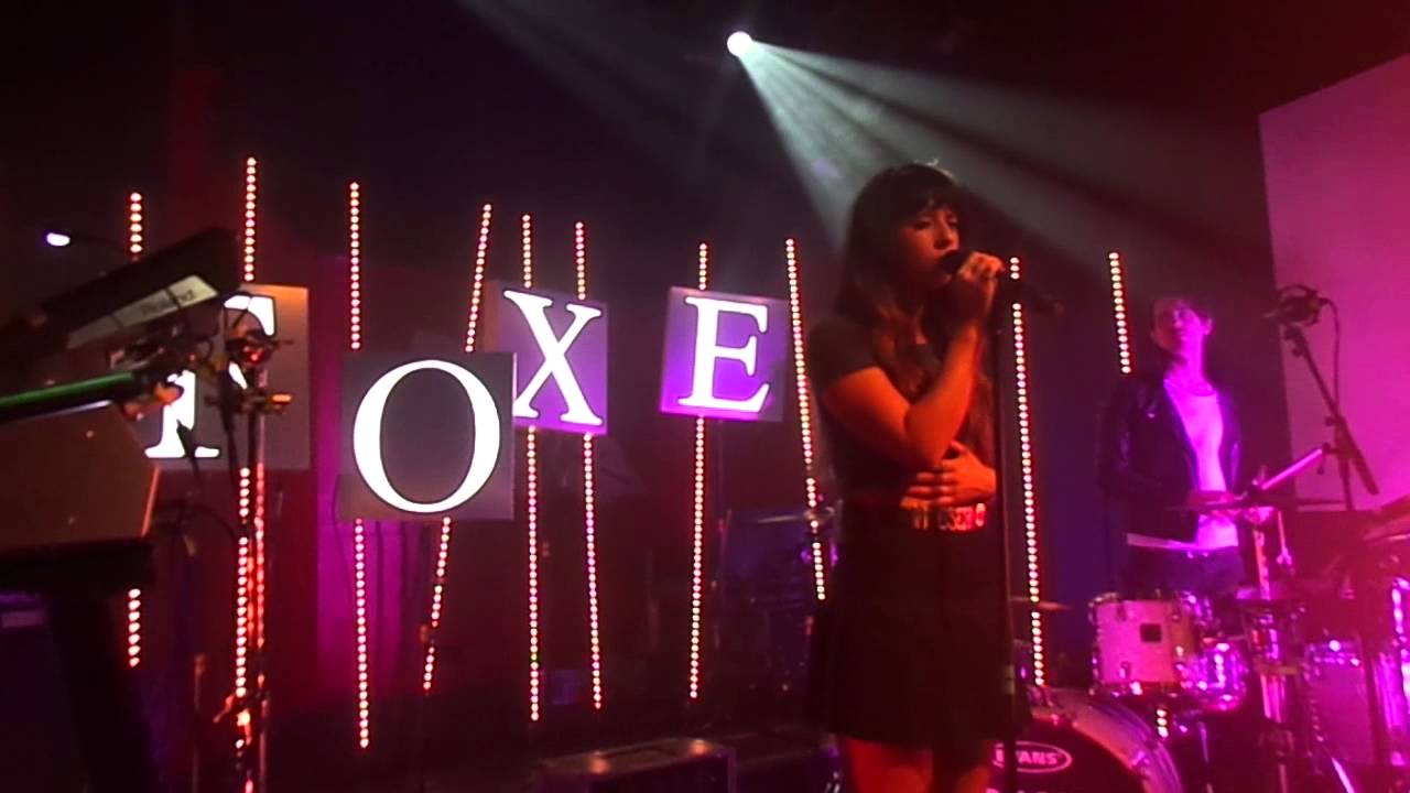 Foxes - Hold On, We're Going Home / The Monster [Cover] (Live @ Stealth, Nottingham 1.3.14)