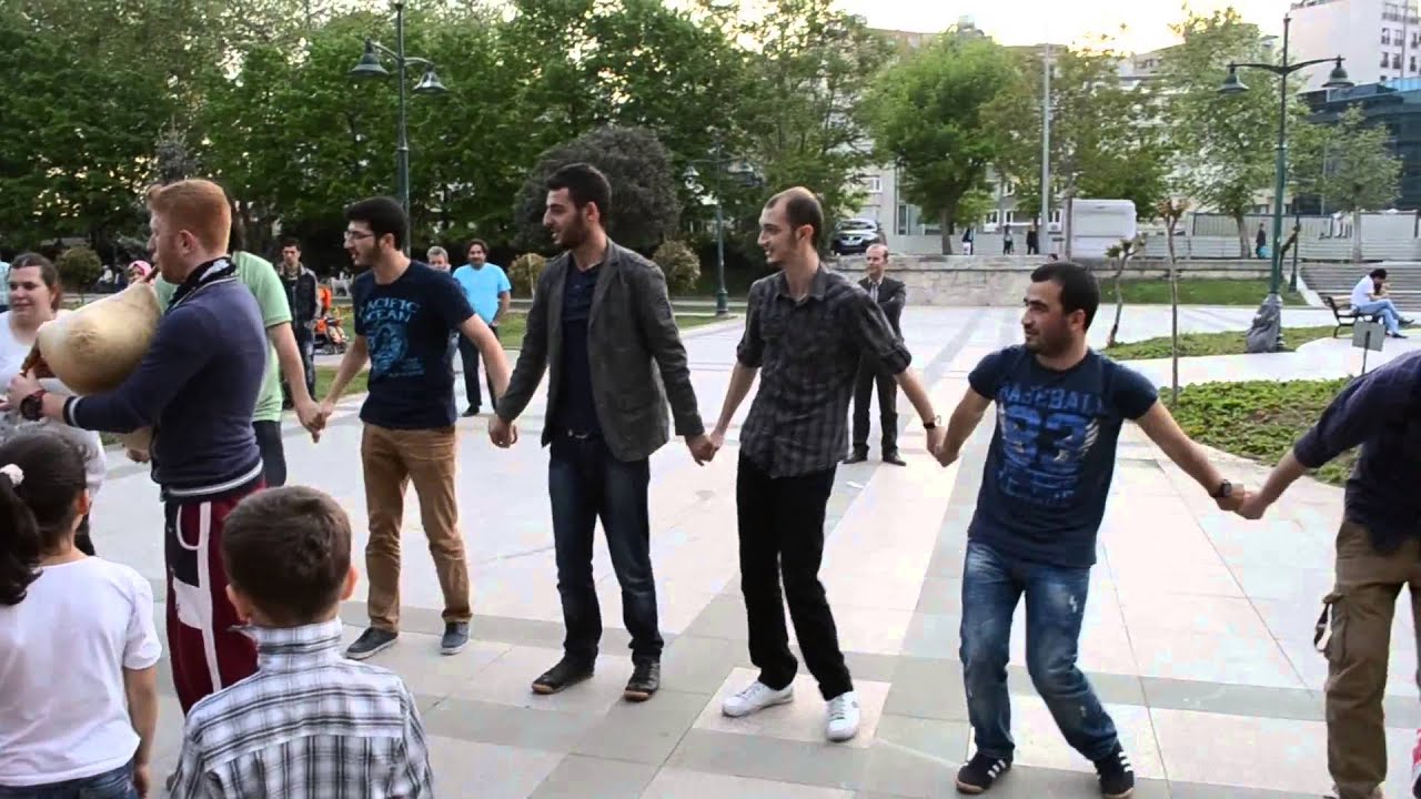 Ardeşen Derneği Gençlik Kolları taksim tulum etkinliği
