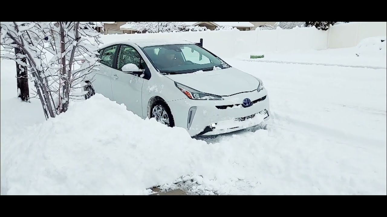Toyota Prius XLE E-AWD