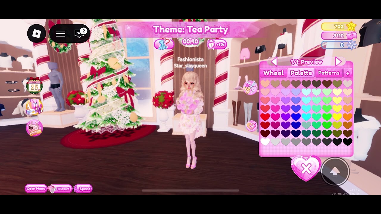 Me playing dress to impress 