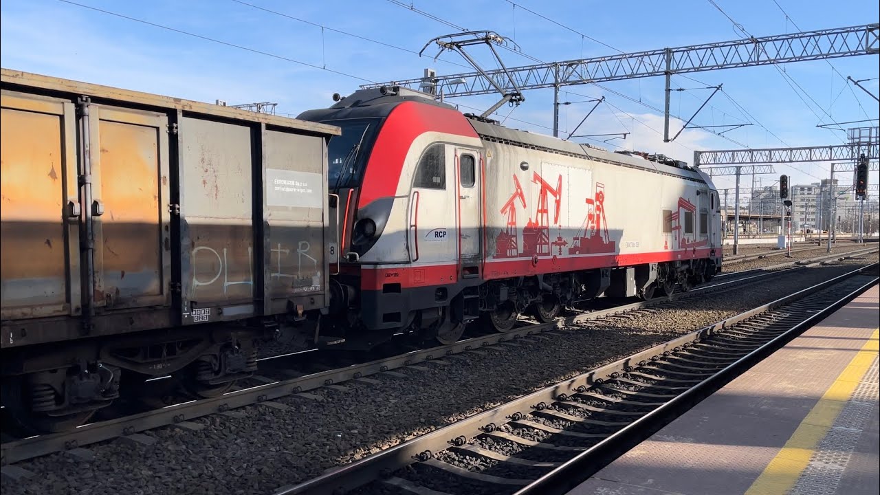 Lokomotywa Newag DRAGON 2 E6ACTab-038 RCP stacja kolejowa Gdynia Gł&oacute;wna