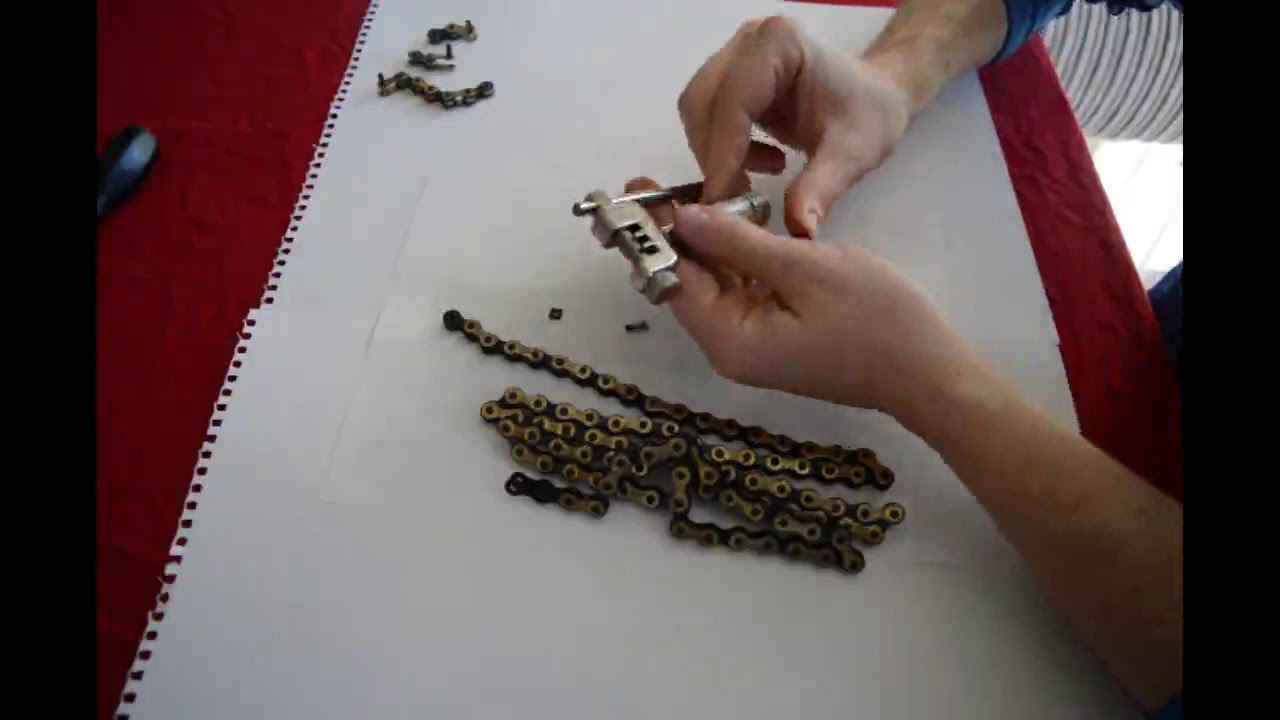 How to shorten and join an Izumi Super Tough chain inc. Using A Chain Tool