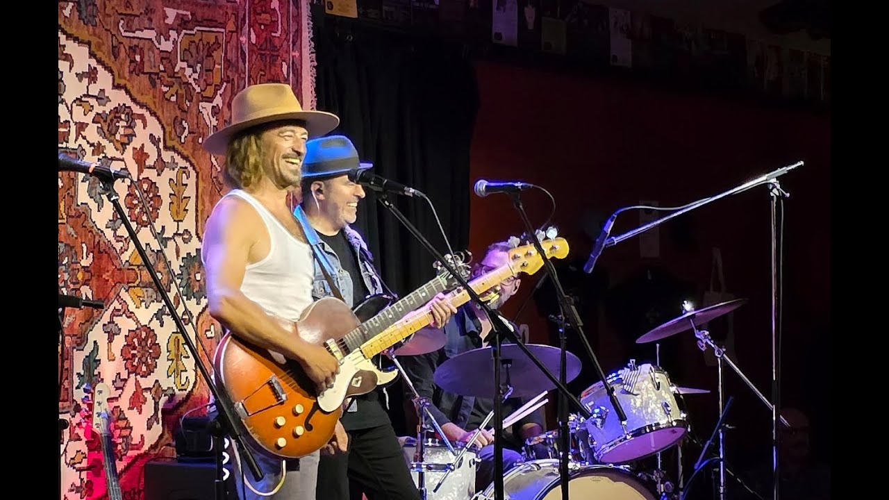 Jesse Roper - Red Bird Live at the Dream Café