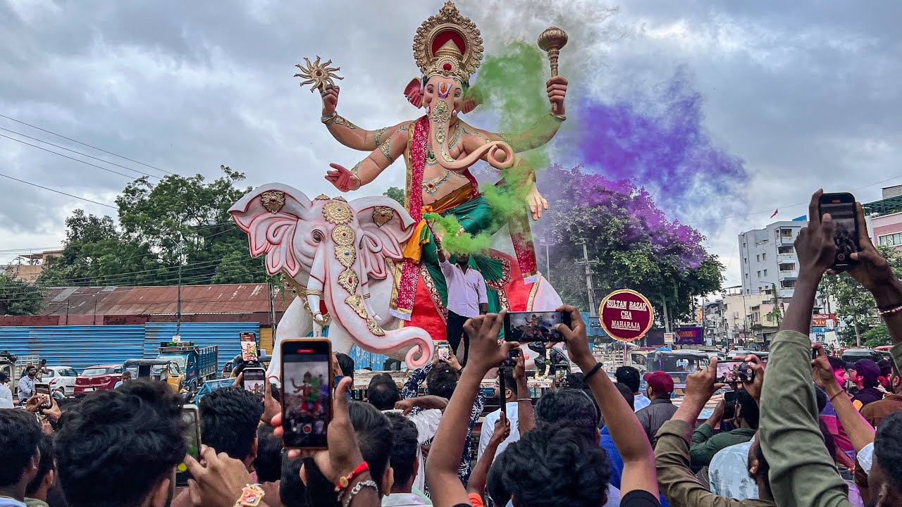 Big Ganesh Aagman 2025 | Sultan Bazar Cha Maharaja Grand Aagman | Ganesh Aagman For Ganesh Chaturthi