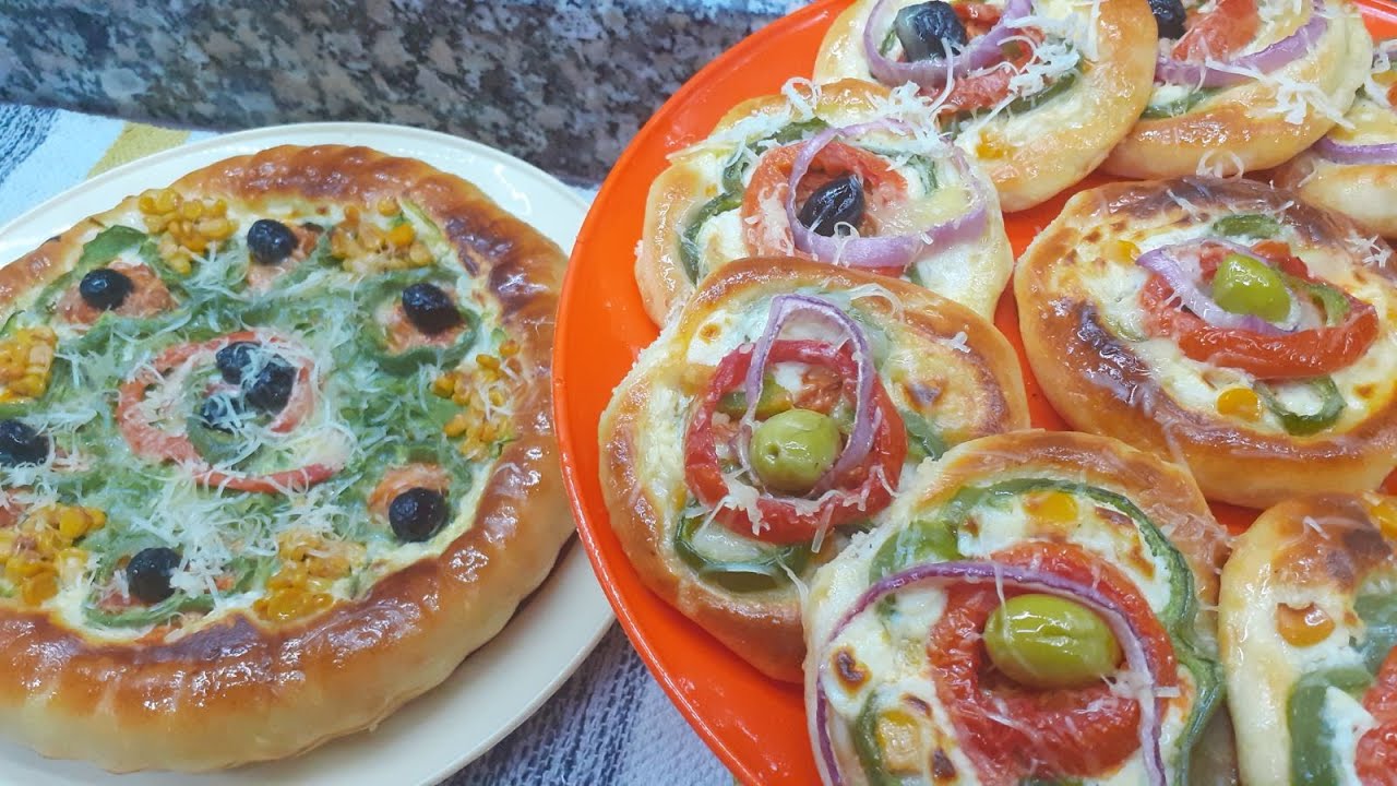 ميني بيتزا محشوة بالجبن 🍕سهلة و سريعة💯 بالصلصة البيضاء و طريقة تزيين مميزة mini pizza🧀 #رمضان_2020