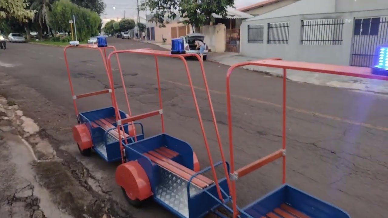 primeiro passeio  do trenzinho pequeno