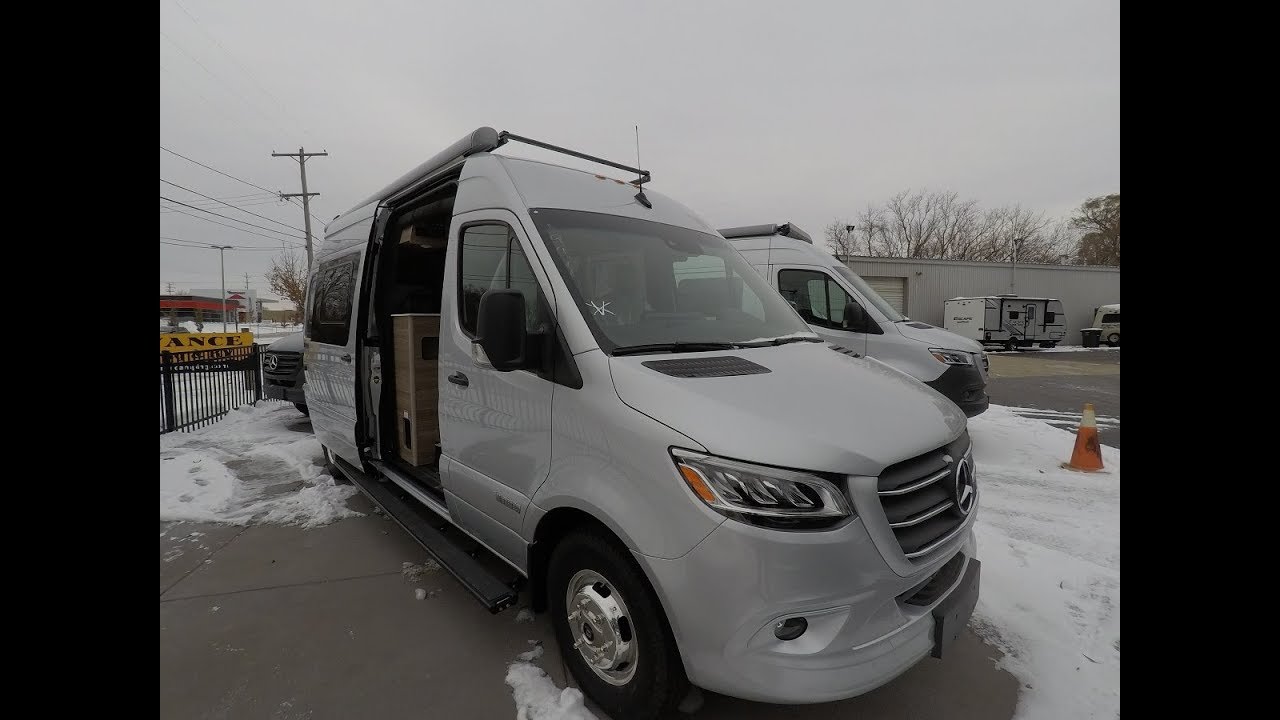 2020 Winnebago Boldt 70BL Four Season Lithium Class B RV