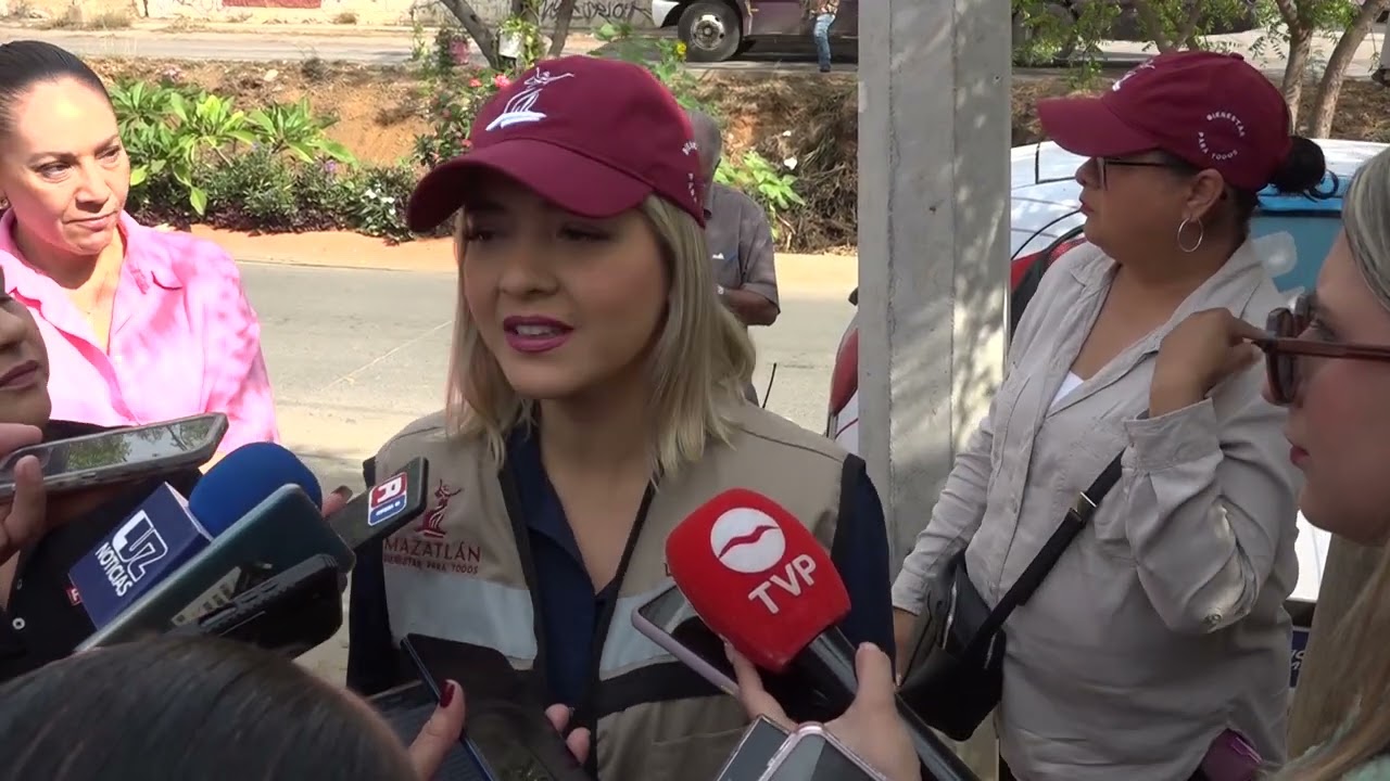&iexcl;Tranquilo, s&iacute; puedes grabar en las letras de Mazatl&aacute;n!