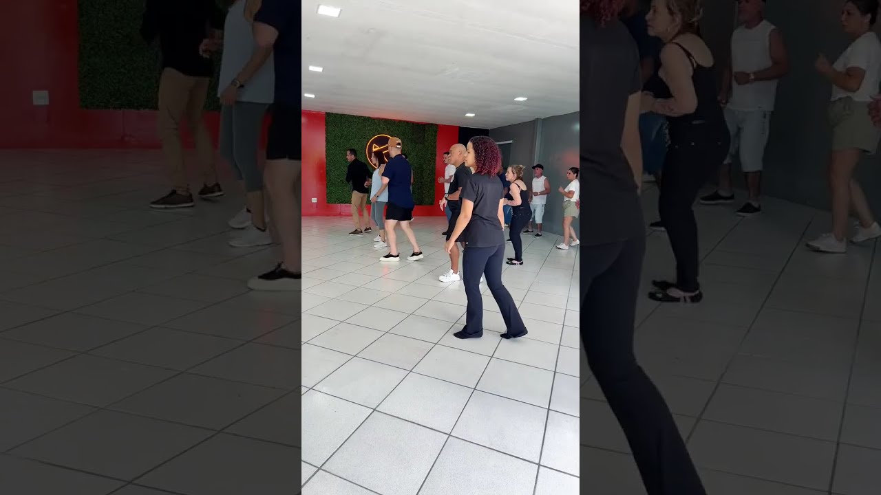 Transmissão ao vivo de Ari Peixoto