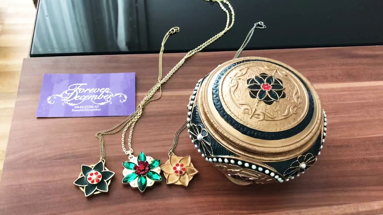 Anastasia music box necklace update togehter in paris