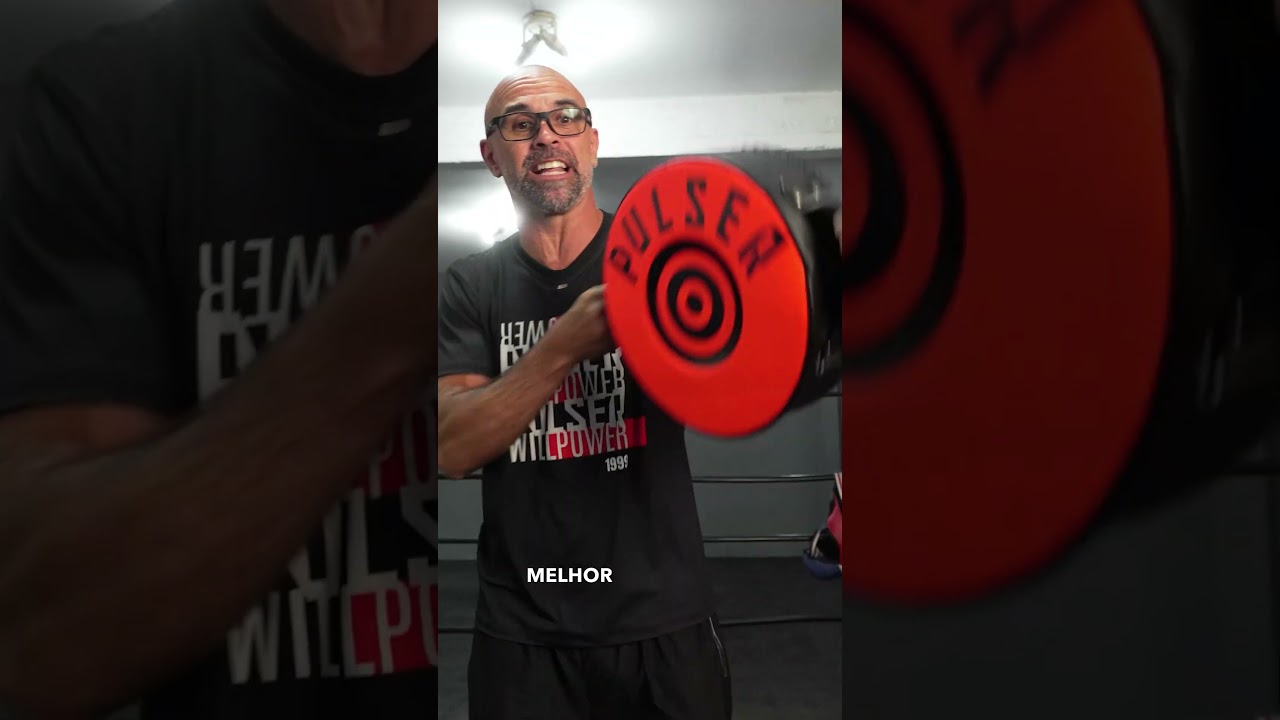 Treinar golpes na manopla exige precis&atilde;o, t&eacute;cnica e responsabilidade. Pulser Fight! cupom PABOOM