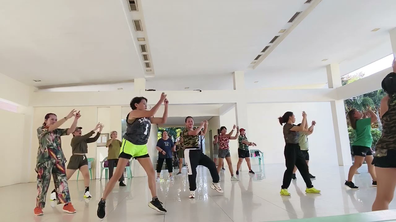 KP4 zumba ladies ( I just call to say I love you😘) 2/3/26/