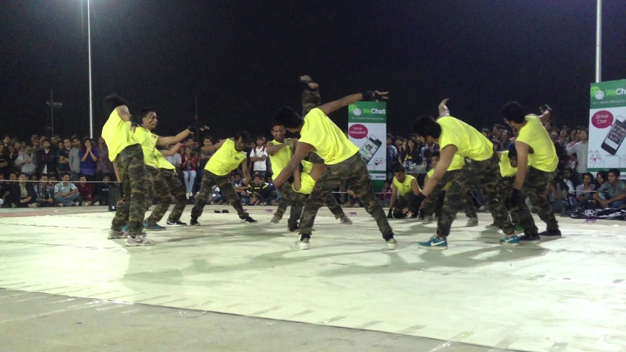 C.V.S Street Dance in BITS Pilani 2012.. Won 1st Prize !!.. Simply Awesome !!...