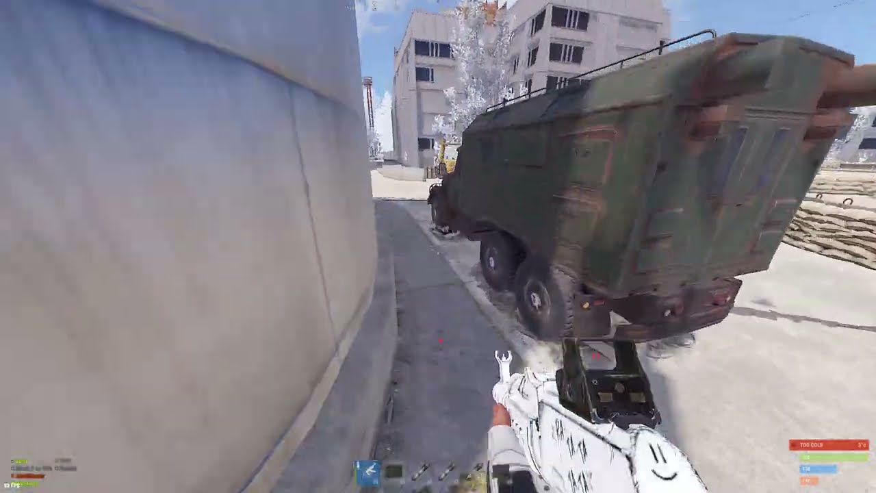 POV : How a duo snowballs on Launch Site in vanilla rust 🎭 #shorts