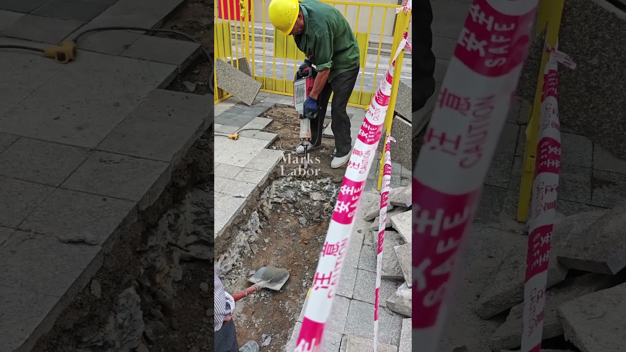 #construction #demolition Road surface breaking technique