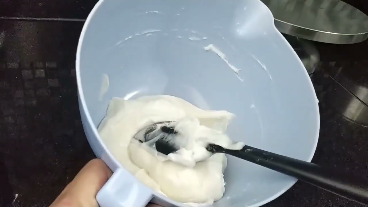 O CREME PERFEITO PARA ROSAS E DECORAÇÃO DE BOLOS