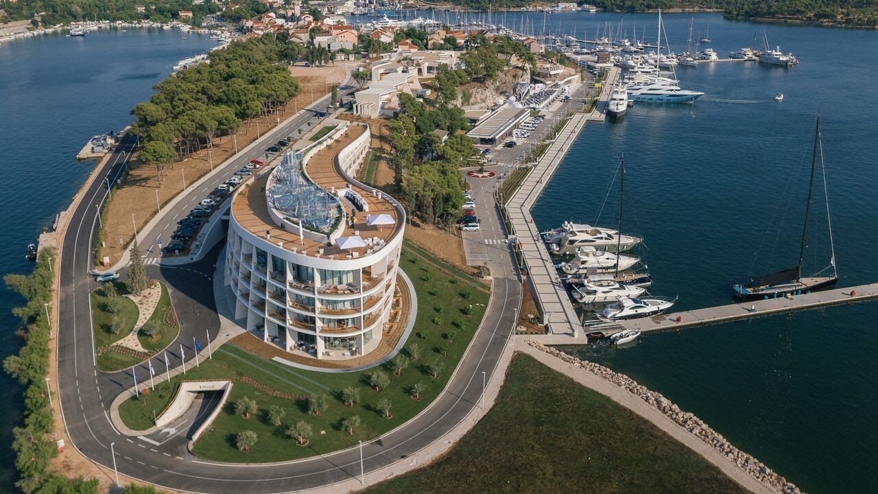 D-Resort Šibenik , Mandalina