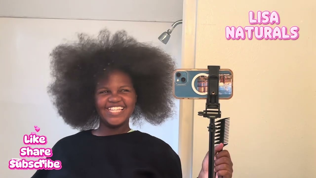 A nice Afro hairstyle for my girlies. By Lisa Naturals.