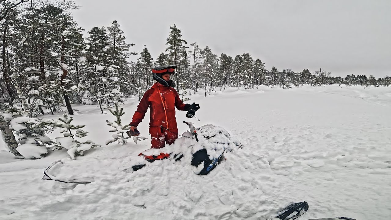 Lynx 850 Turbo in the heaviest Snow