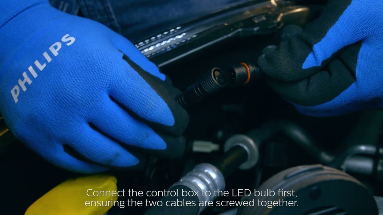 How to Replace Car Headlight Bulbs for Renault Twingo 3 (LED H4) | DIY Tutorial