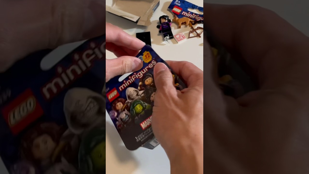 EARLY UNBOXING OF LEGO MARVEL CMF SERIES 2!