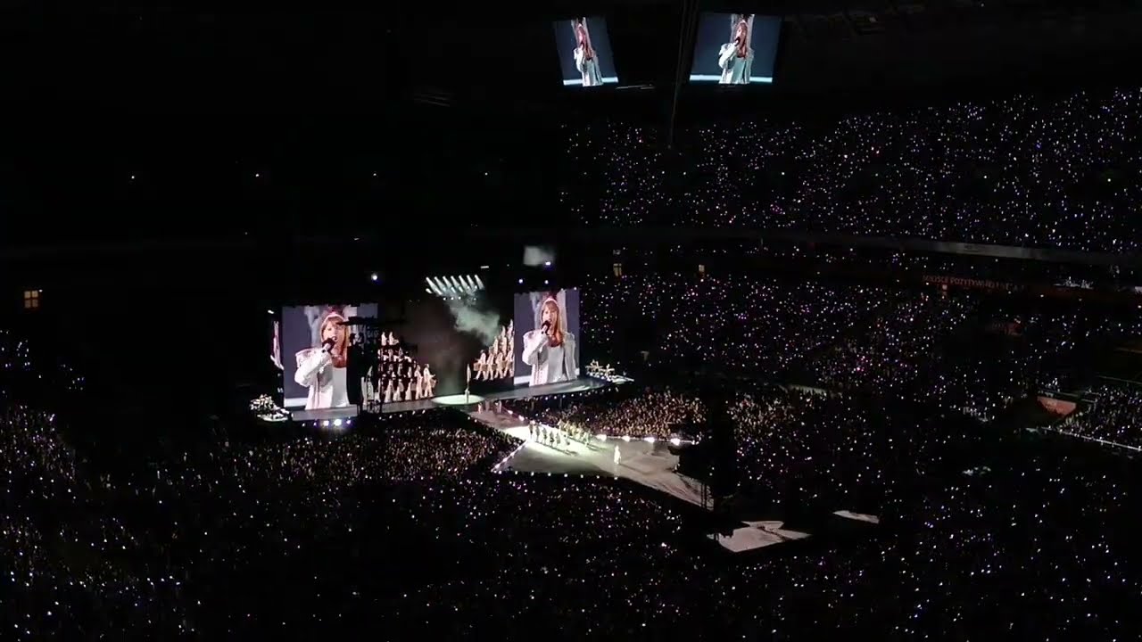 Taylor Swift - The Smallest Man Who Ever Lived live in Warsaw [Full Performance]