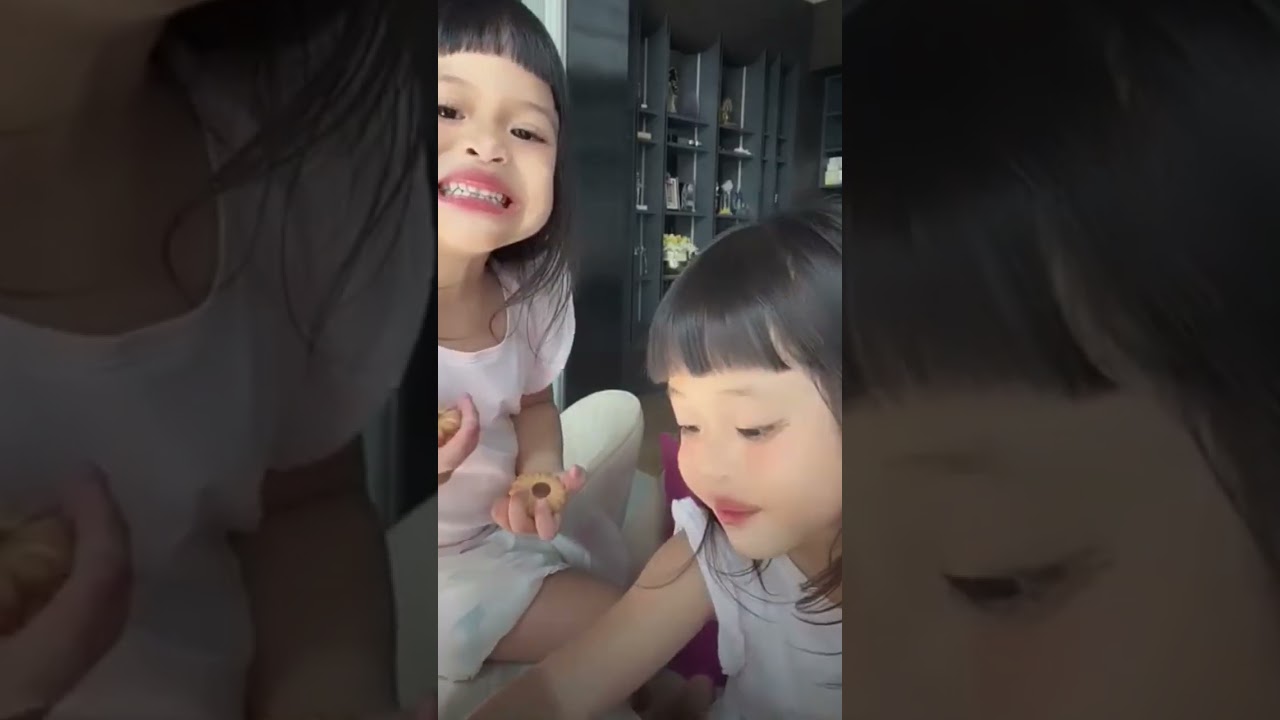 แอนอรดีอยู่กับลูกๆน้องแฝดเพชรพลอย