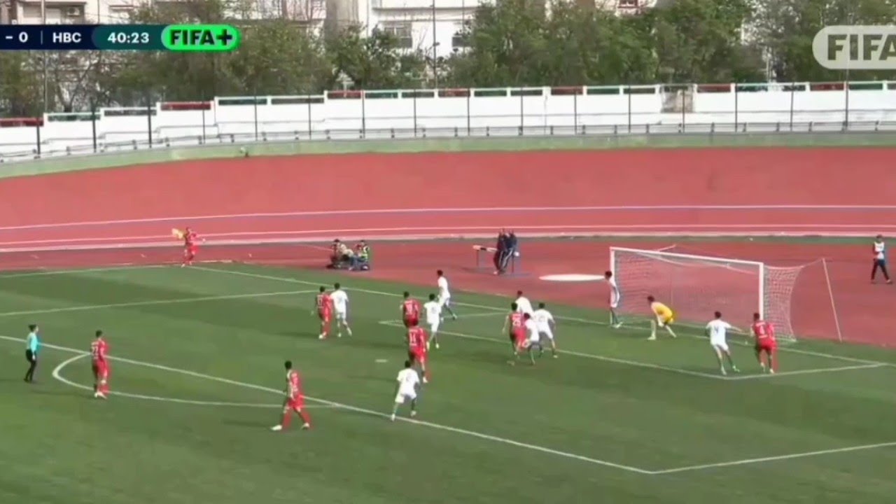 ملخص اتحاد عنابة ضد هلال شلغوم العيد (1-0)