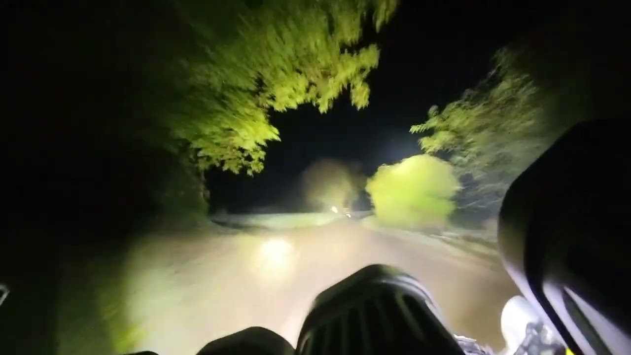 Rallye de Charente - ES9 Anville - Nuit, brouillard, graviers, boue et commentaires
