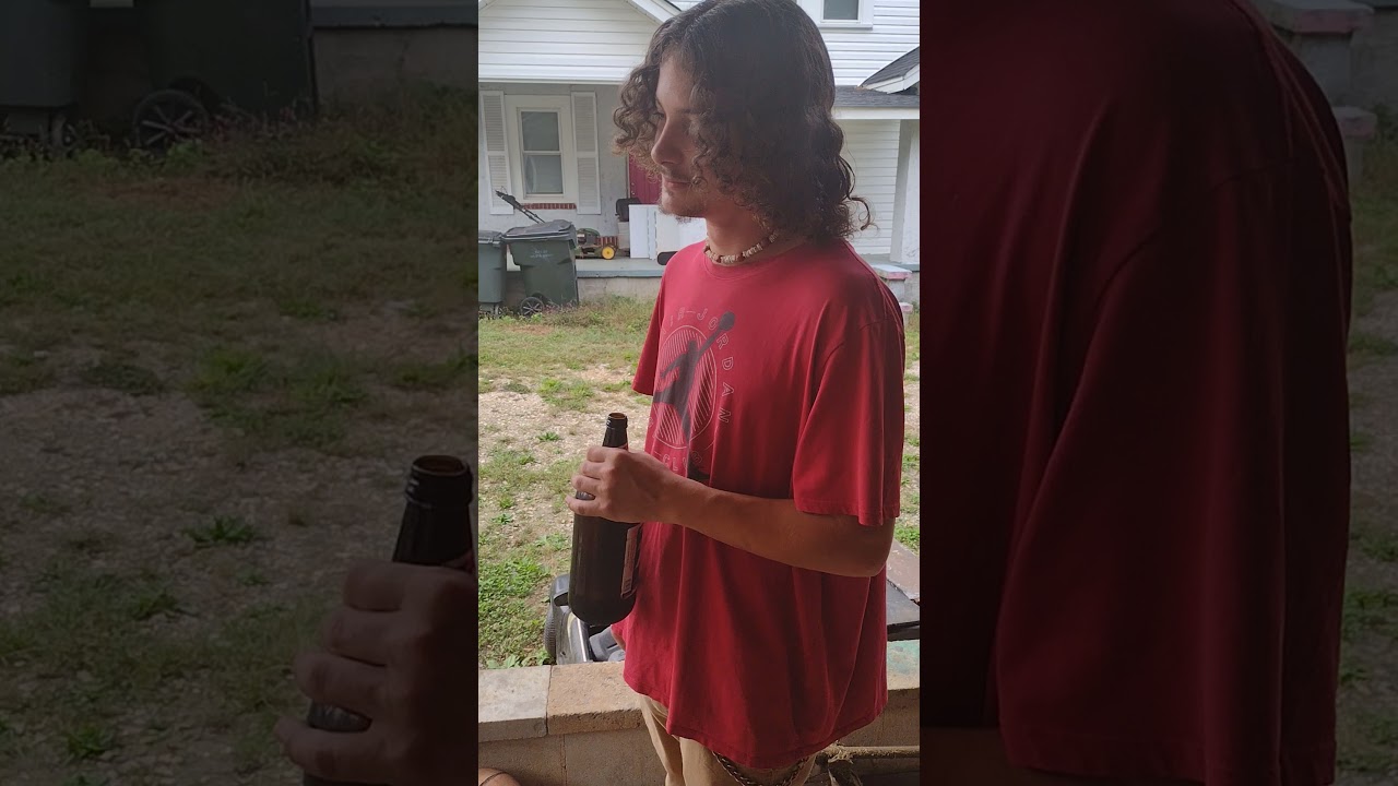 40oz beer chug #2 #chug#beer#drunk#fallingdown