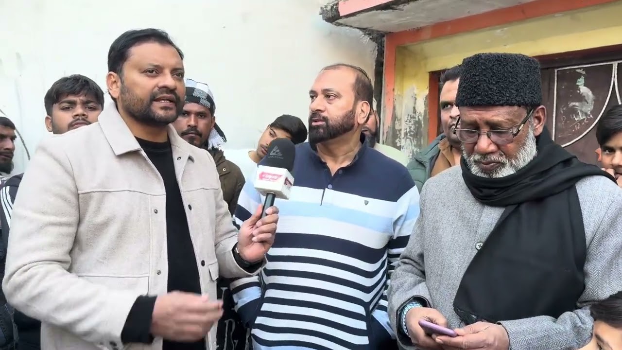 तीन बहने और मां के साथ युवक रहता था जो मेहनत मजदूरी करके अपने परिवार को चलाता था 