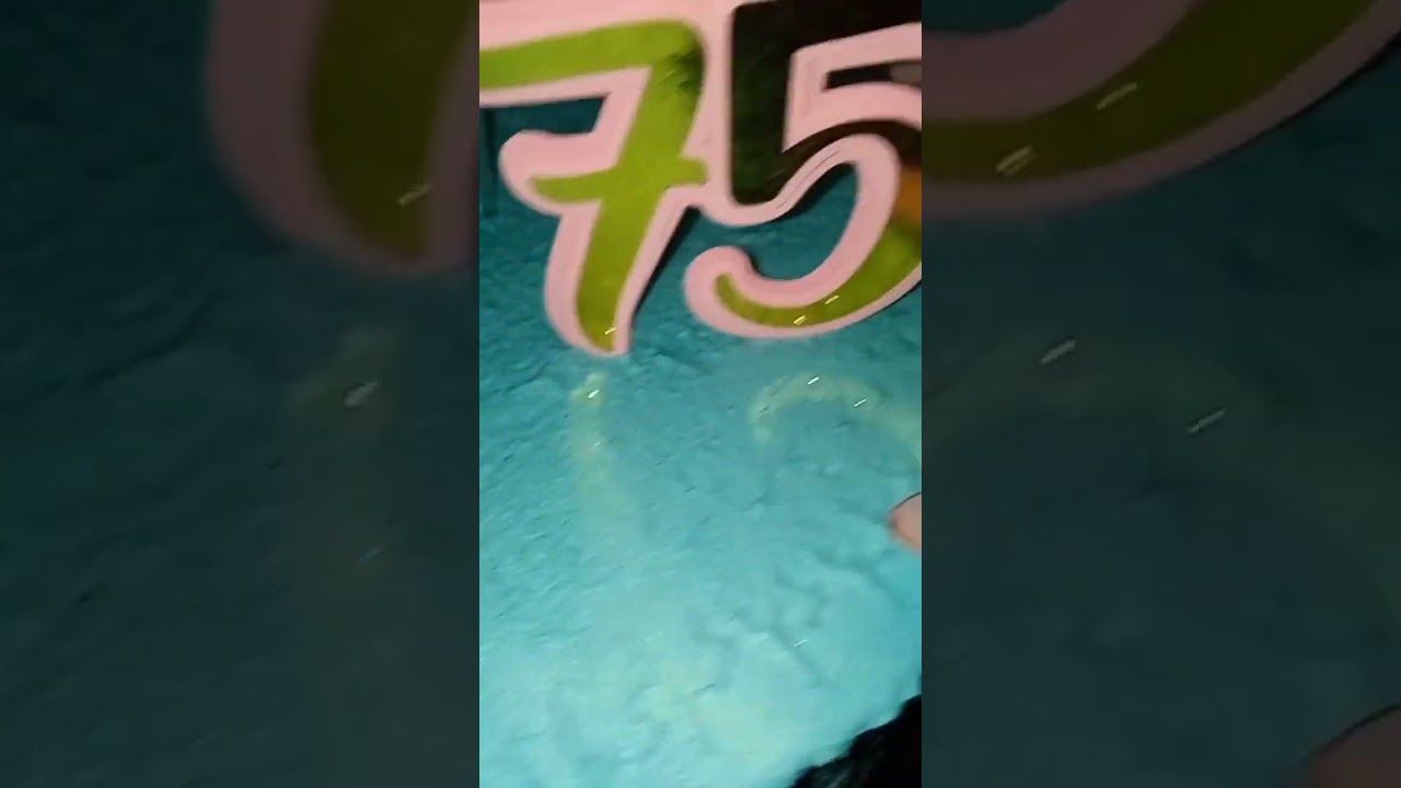 O bolo que quase deu errado. Chantilly Amélia melhorem, pq está cada vez mais difícil. 