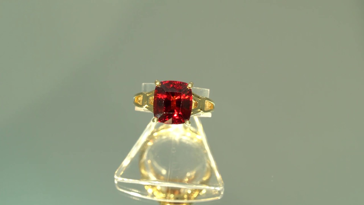 Sch&ouml;ner Spessartin Granat Goldring 6,25 ct. Kissenschliff