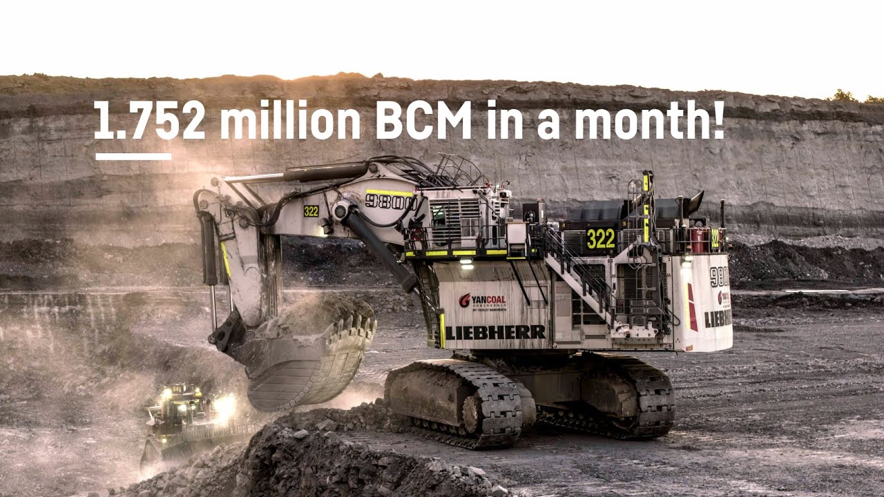 1.752 million BCM moved in a month! The R 9800 in Australia with Yancoal | Liebherr