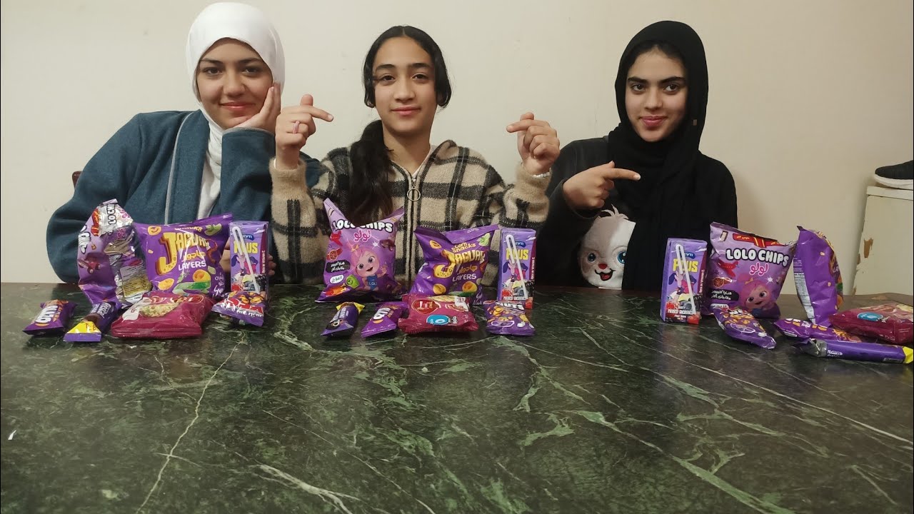 تحدي  الدقيقة ومنتجات جديده اول مره نجربها والعقاب ساعه في الايدي هديه⌚♥️❤️