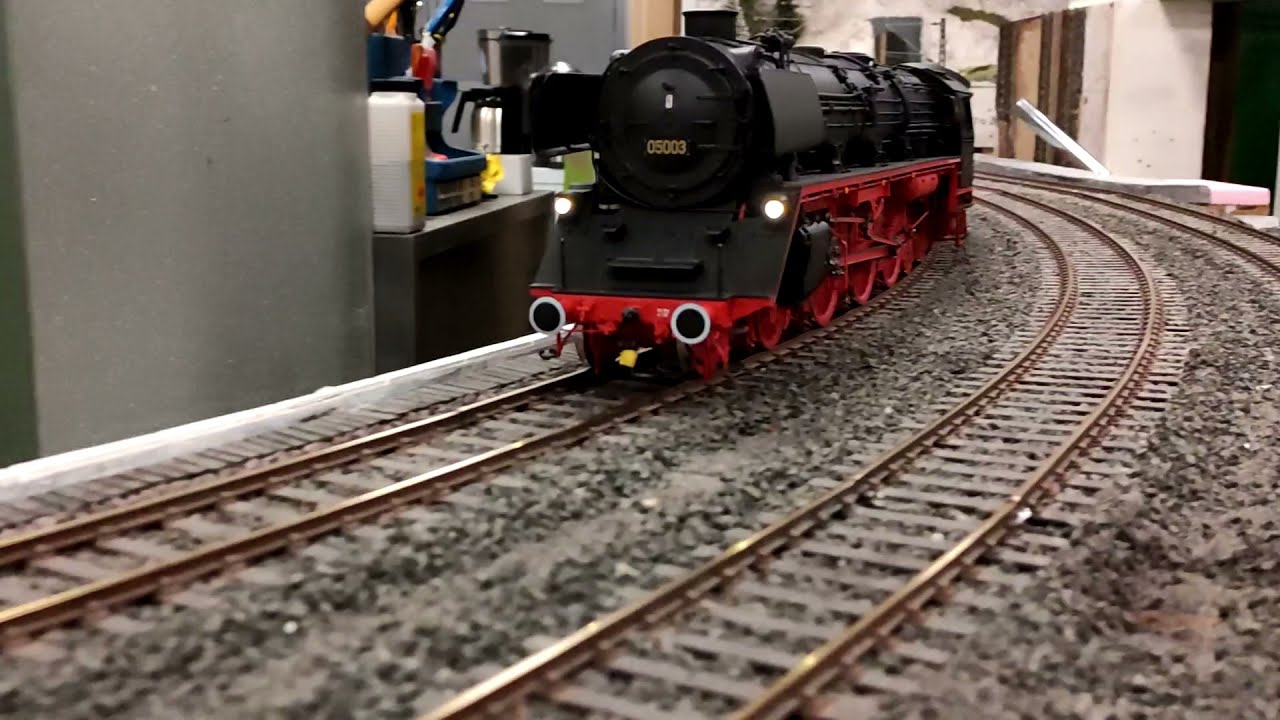 389   BR05