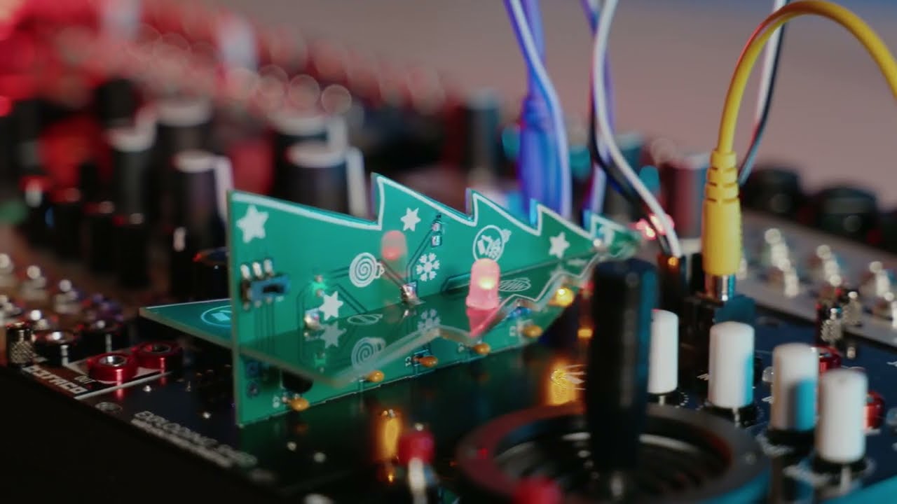 Eurorack Christmas Tree DIY Module by Exploding Shed