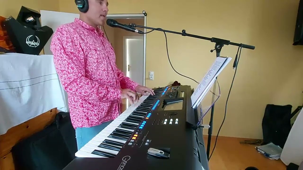 Pussycat - Mississippi on Yamaha Genos 1 - Rado Live Musik