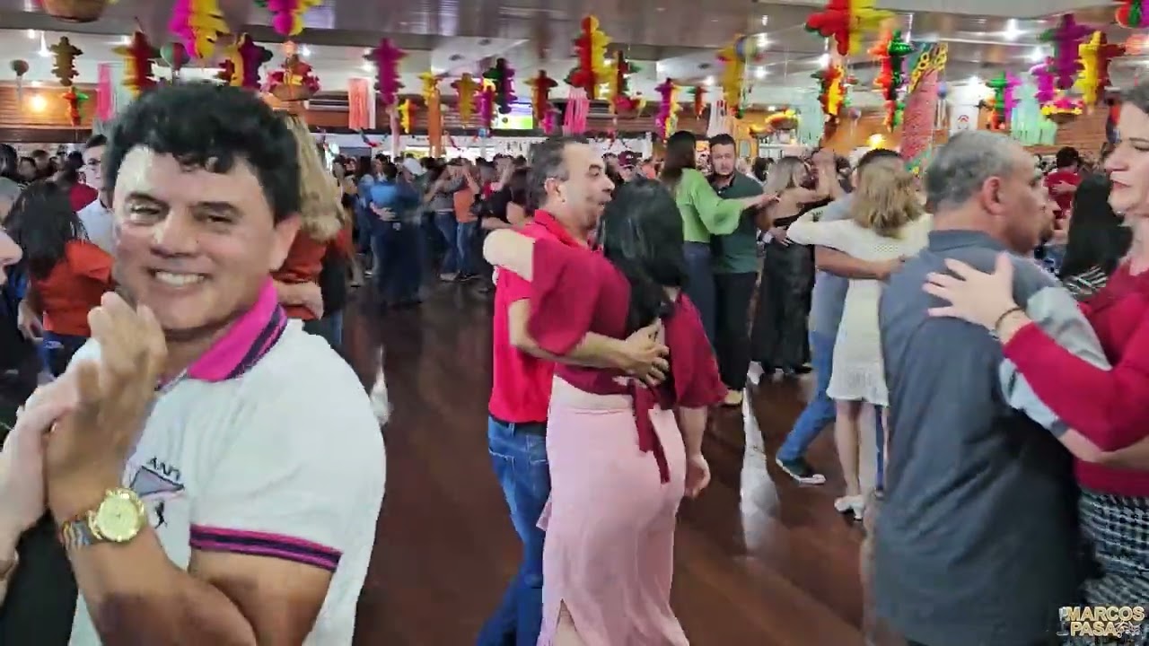 Especial Marcos Pasa No Forró Bom Demais