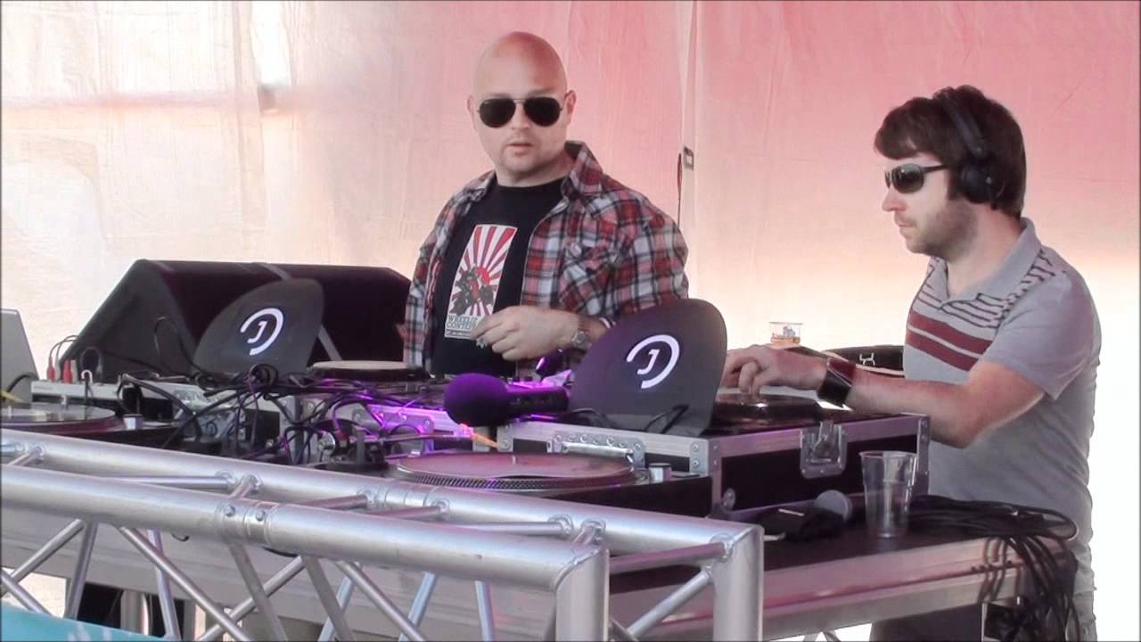 Nalin & Kane - Beachball @ Luminosity Beach Festival 2011