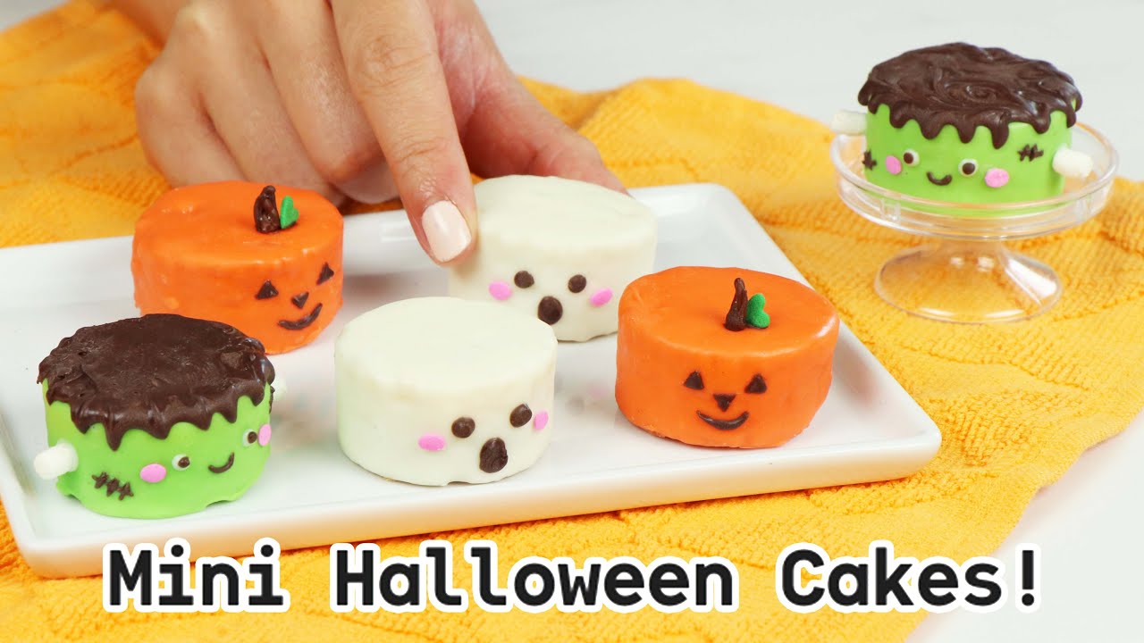 How to Make Halloween MINI Cakes! 🎃