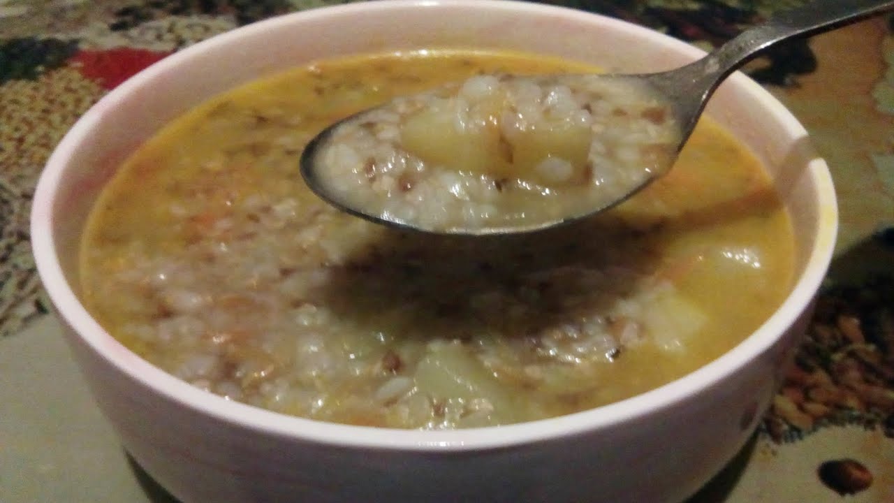 Zuppa russa di grano saraceno (vegan)