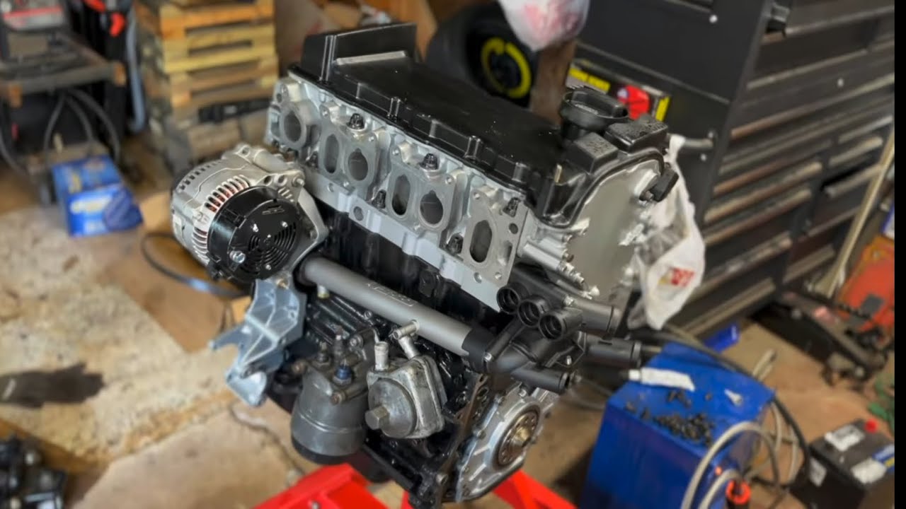 Full VR6 Engine Build in 22 Minutes