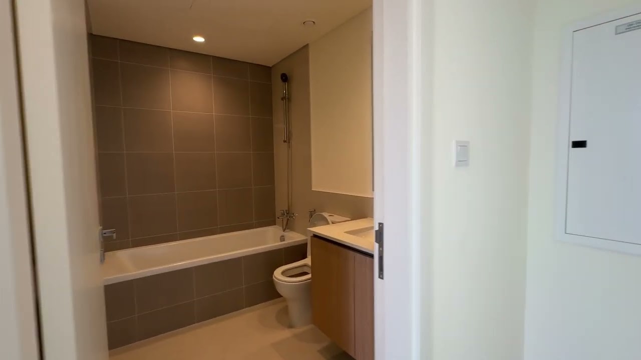Rent EXPO VILLAS 2 Parkside 2 Emaar South 4 bedroom + Maids Room 135,000 AED