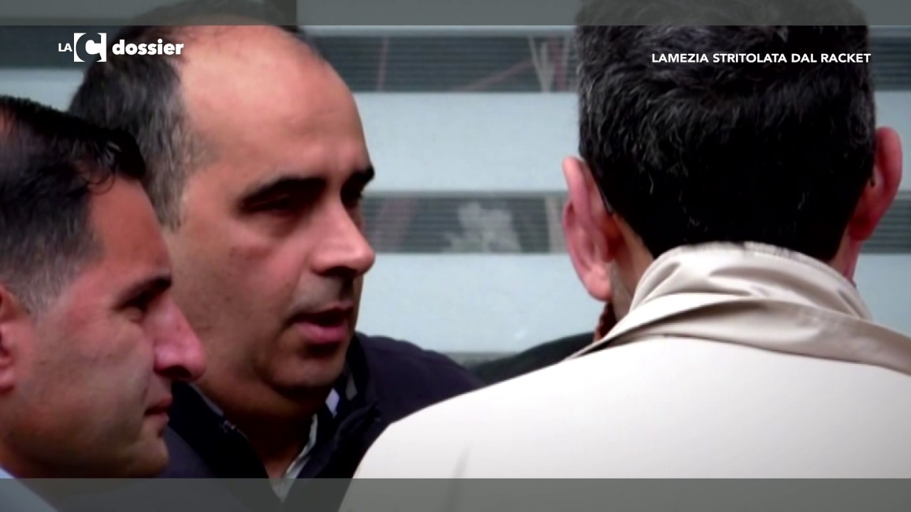 LaC Dossier - Lamezia stritolata dal racket - 09-08-2017