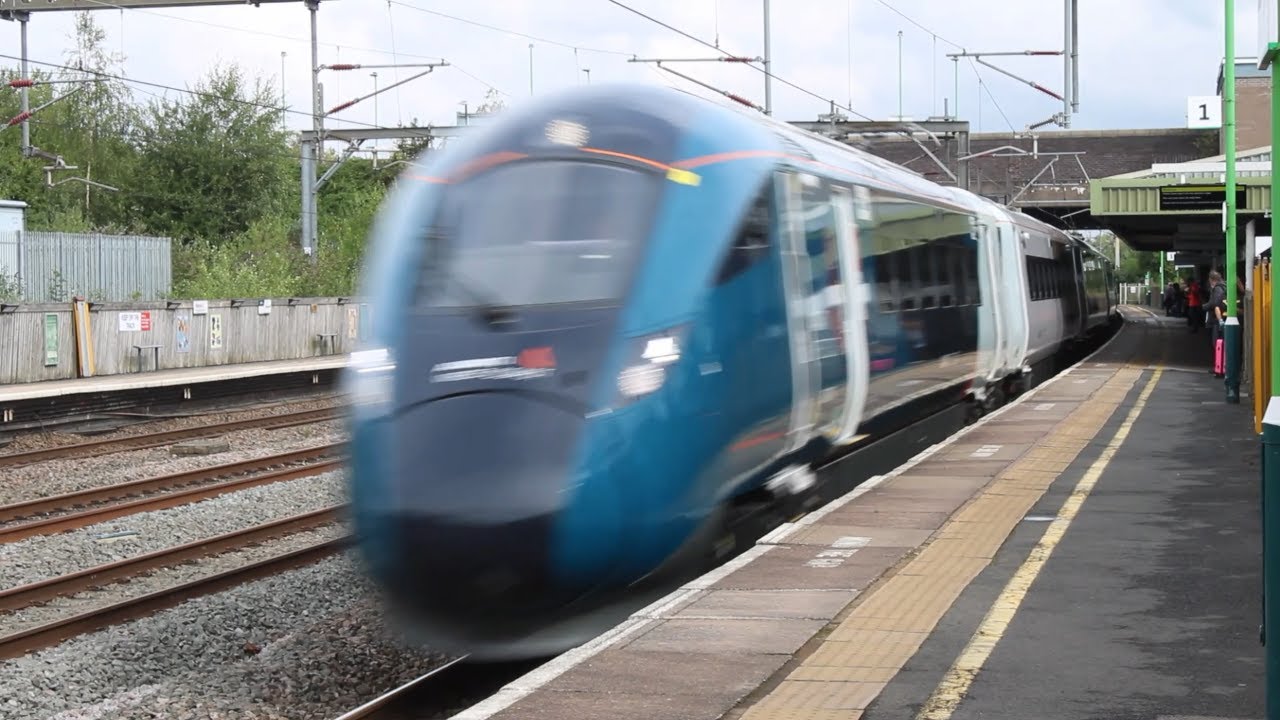 Trains at Tamworth (02/09/2024)