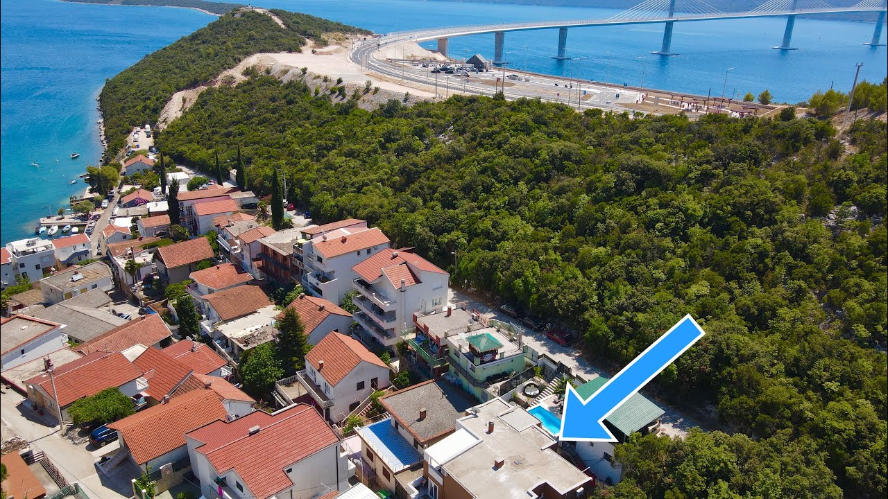 Duboka, Komarna - FOR SALE 8 apartments with pool - OPUS NEKRETNINE